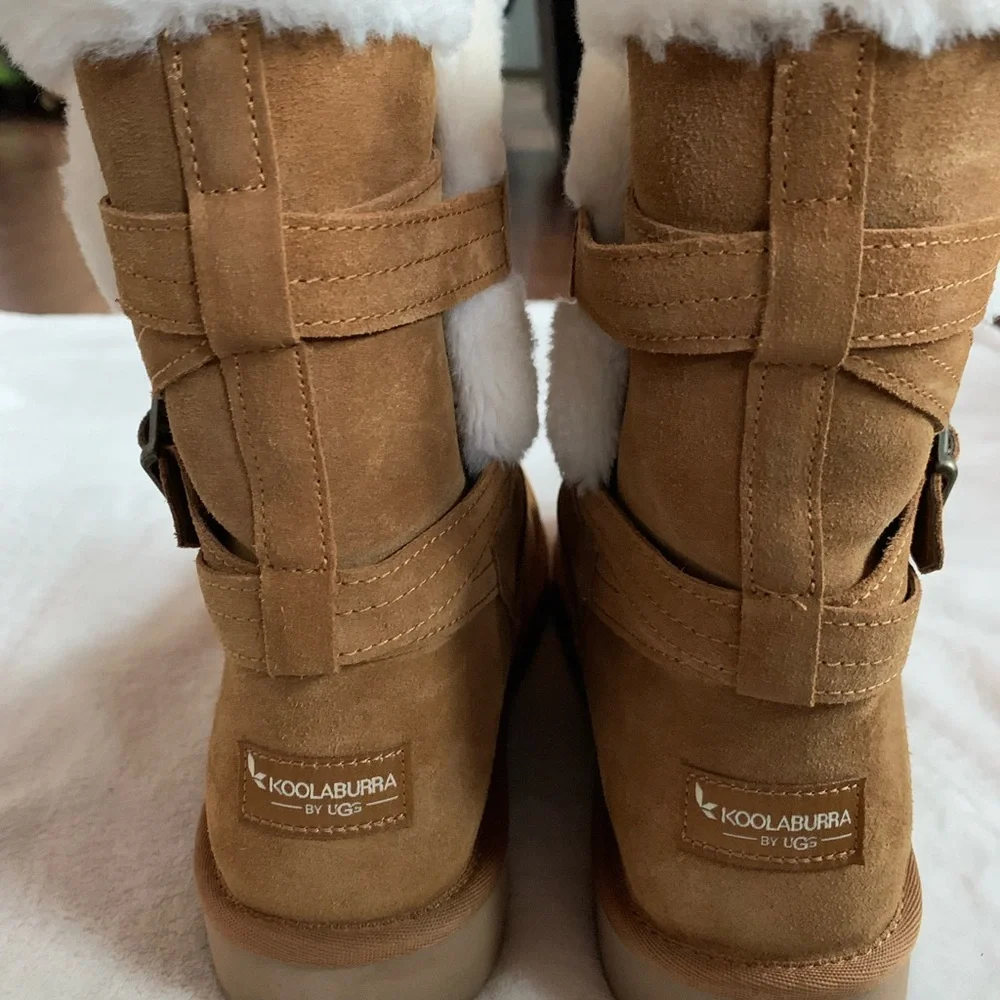 Koolaburra by UGG Brown Shearling Winter Boots - Picture 2 of 8